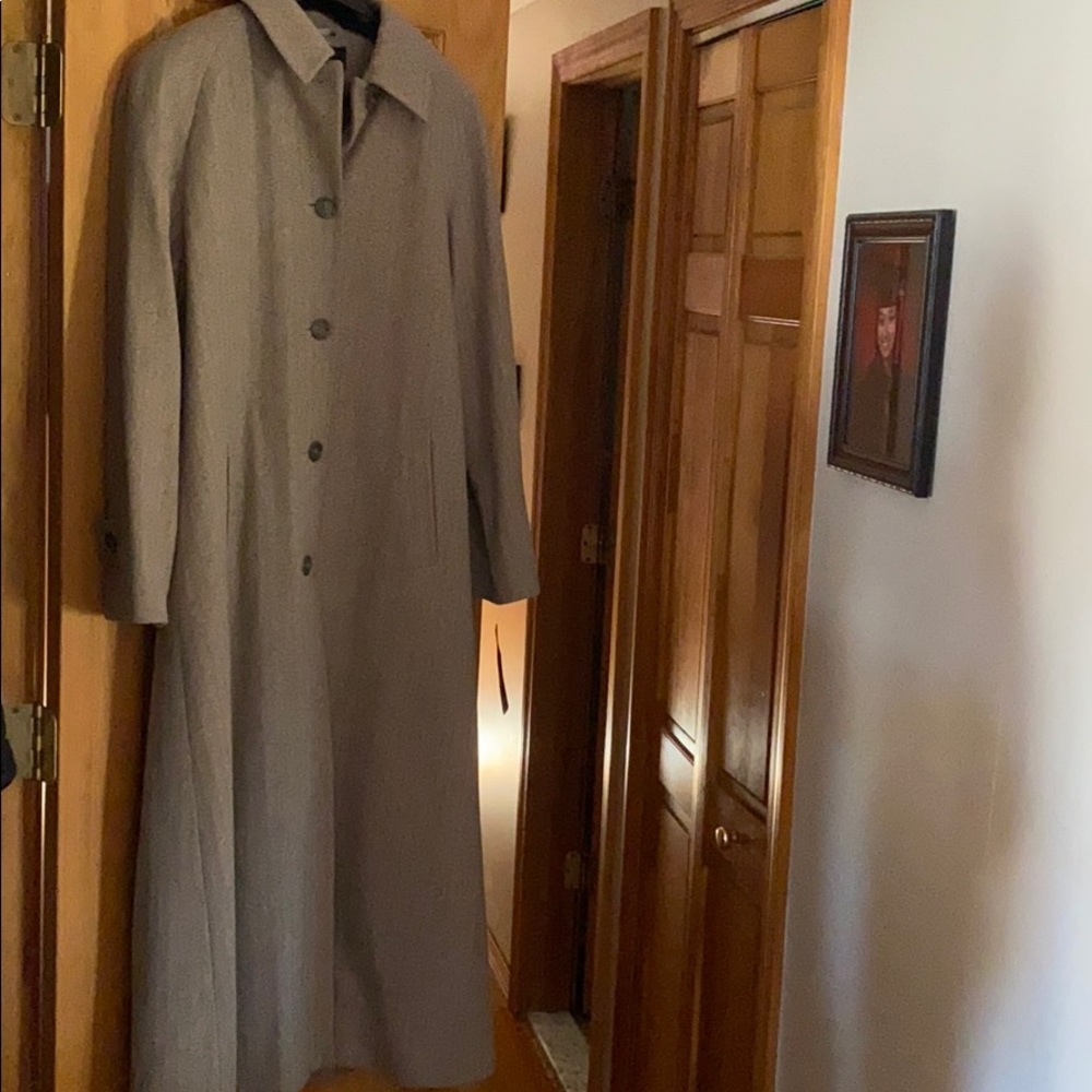 Jones New York trench coat